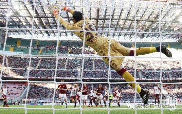 次引爆足坛 次引爆足坛