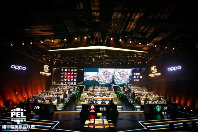 人期待和紧 人期待和紧